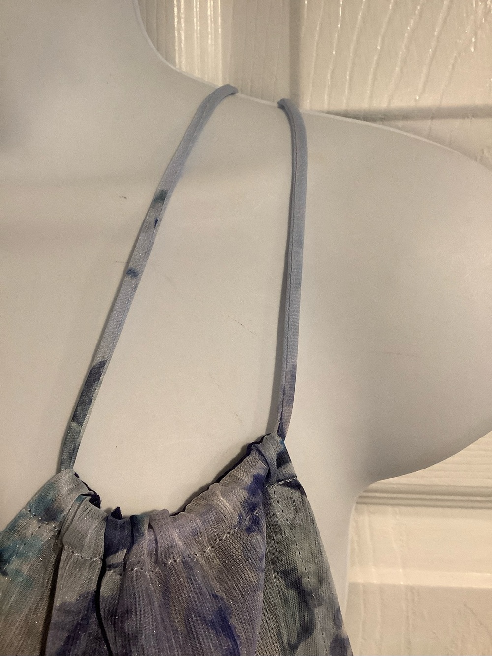 NWT LULU’S Gray/Blue Floral Strappy Tie Back Summer Wedding Guest Mini Dress S - Picture 4 of 14